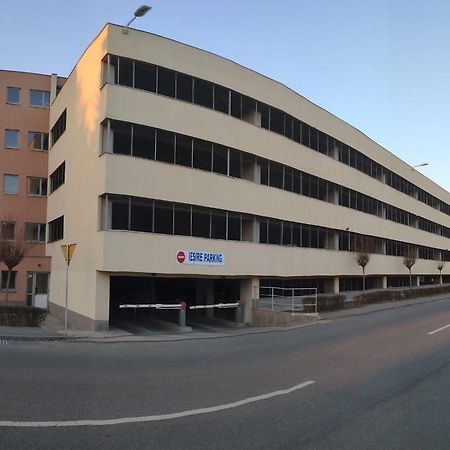 International Aparthotel - Free Parking 克卢日-纳波卡 外观 照片